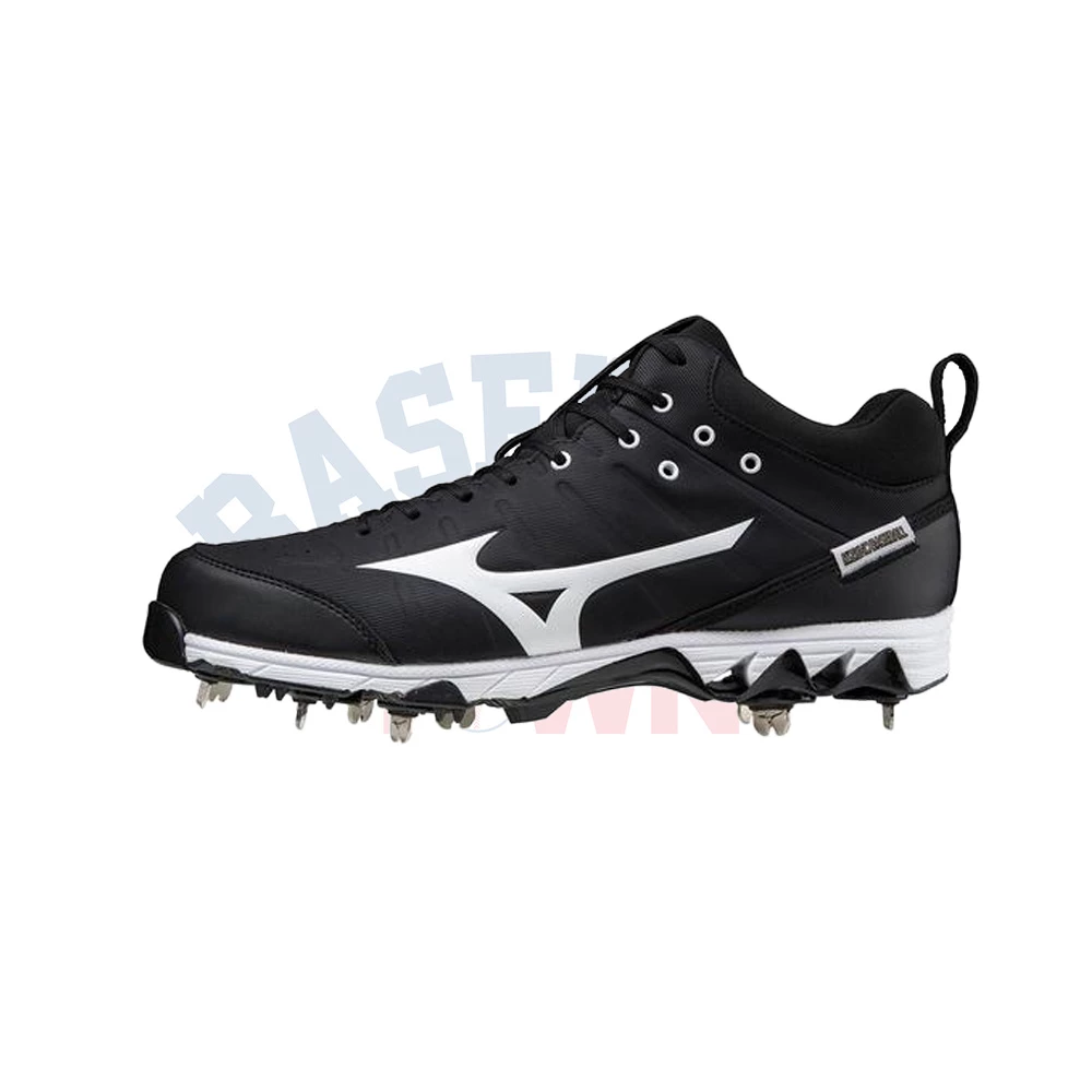 Mizuno 9-Spike Ambition 2 Mid Metal Cleats 2 Mizuno 9-Spike Ambition 2 Mid Metal Cleats - Image 2