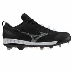 Mizuno Dominant 4 Low Metal Cleats